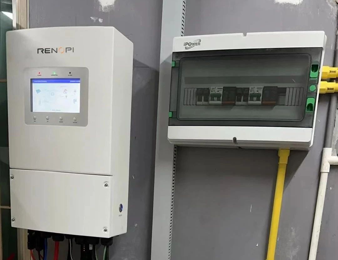Tayland'da RENOPi tarafından kurulan güneş enerjisi depolama ürünleri