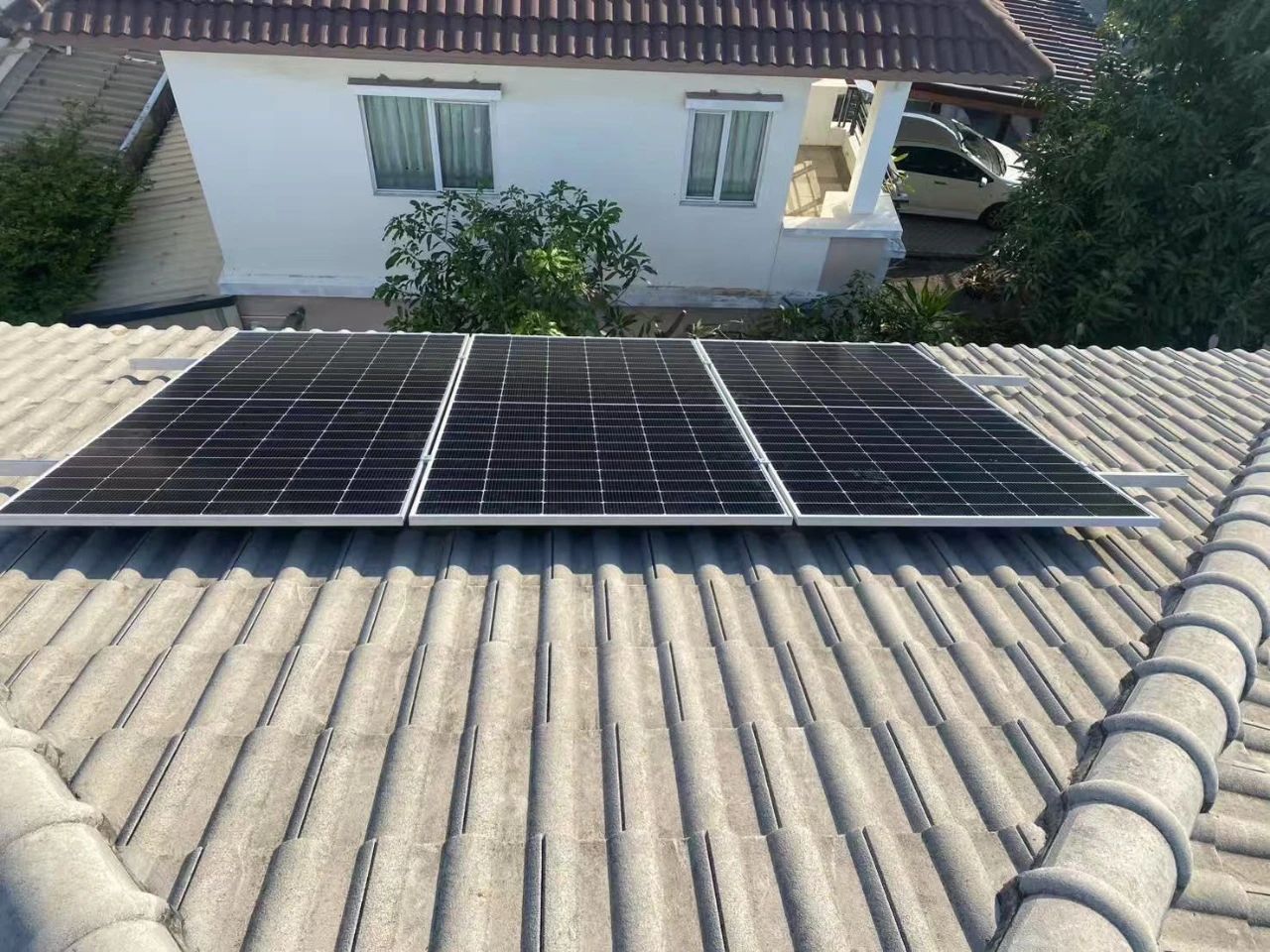 Tayland'da RENOPi tarafından kurulan güneş enerjisi depolama ürünleri
